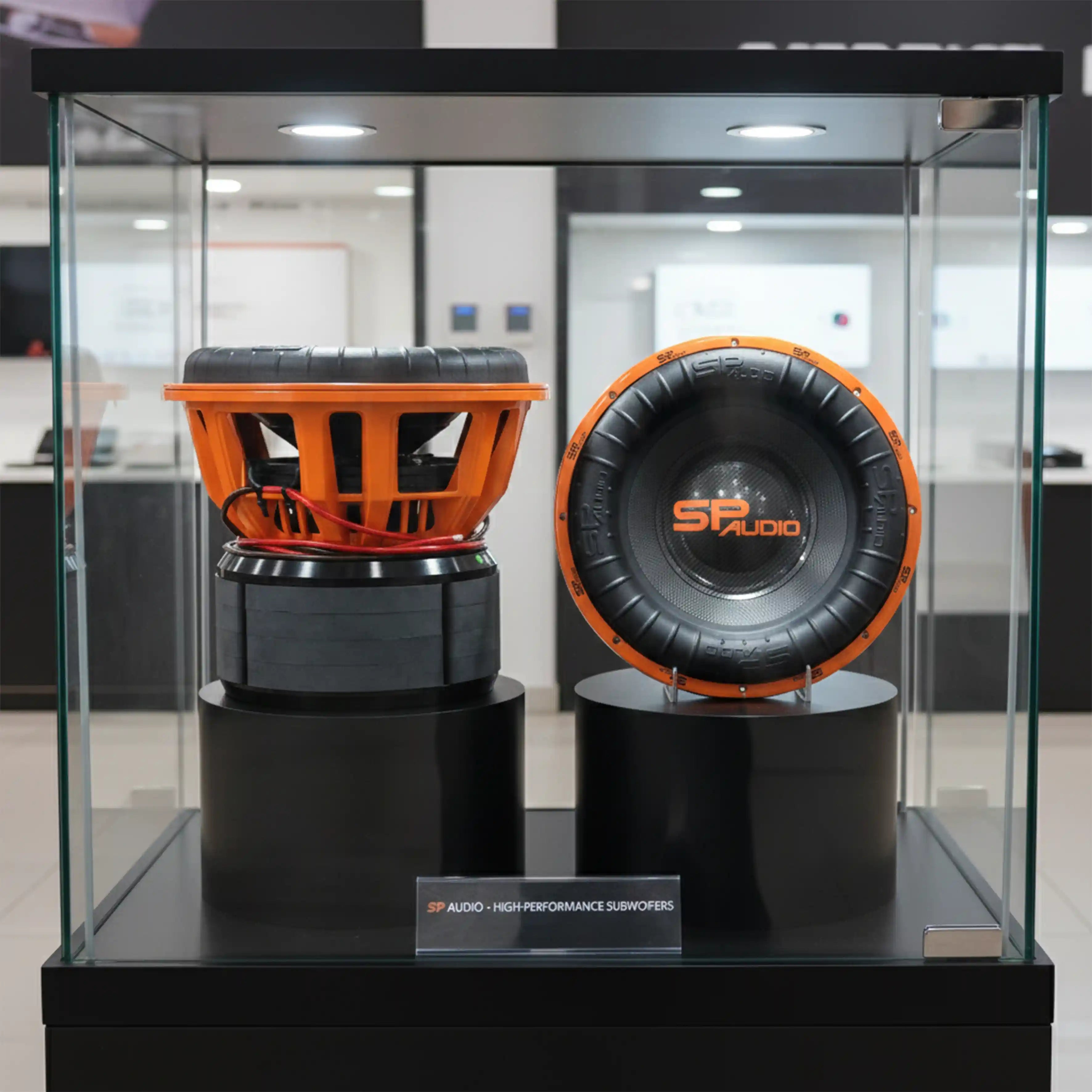 SP15XXX SUBWOOFER FIBRA DI CARBONIO 15"/38 CM 10000W RMS (PREZZO UNITARIO)